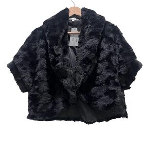 WD.NY Black Faux Fur Cape M